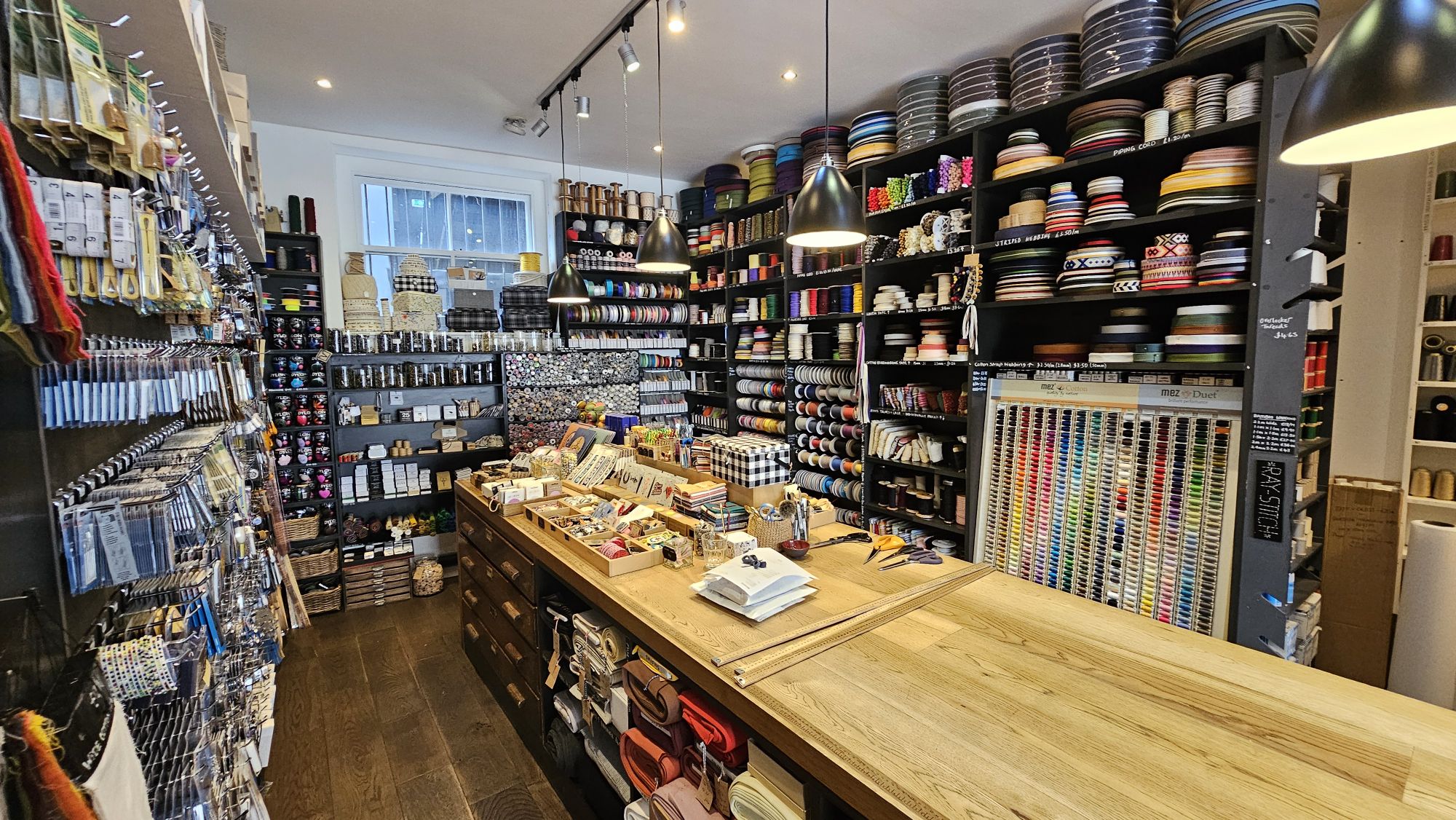 London Gem: One-Stop Sewing Shop Ray-Stitch