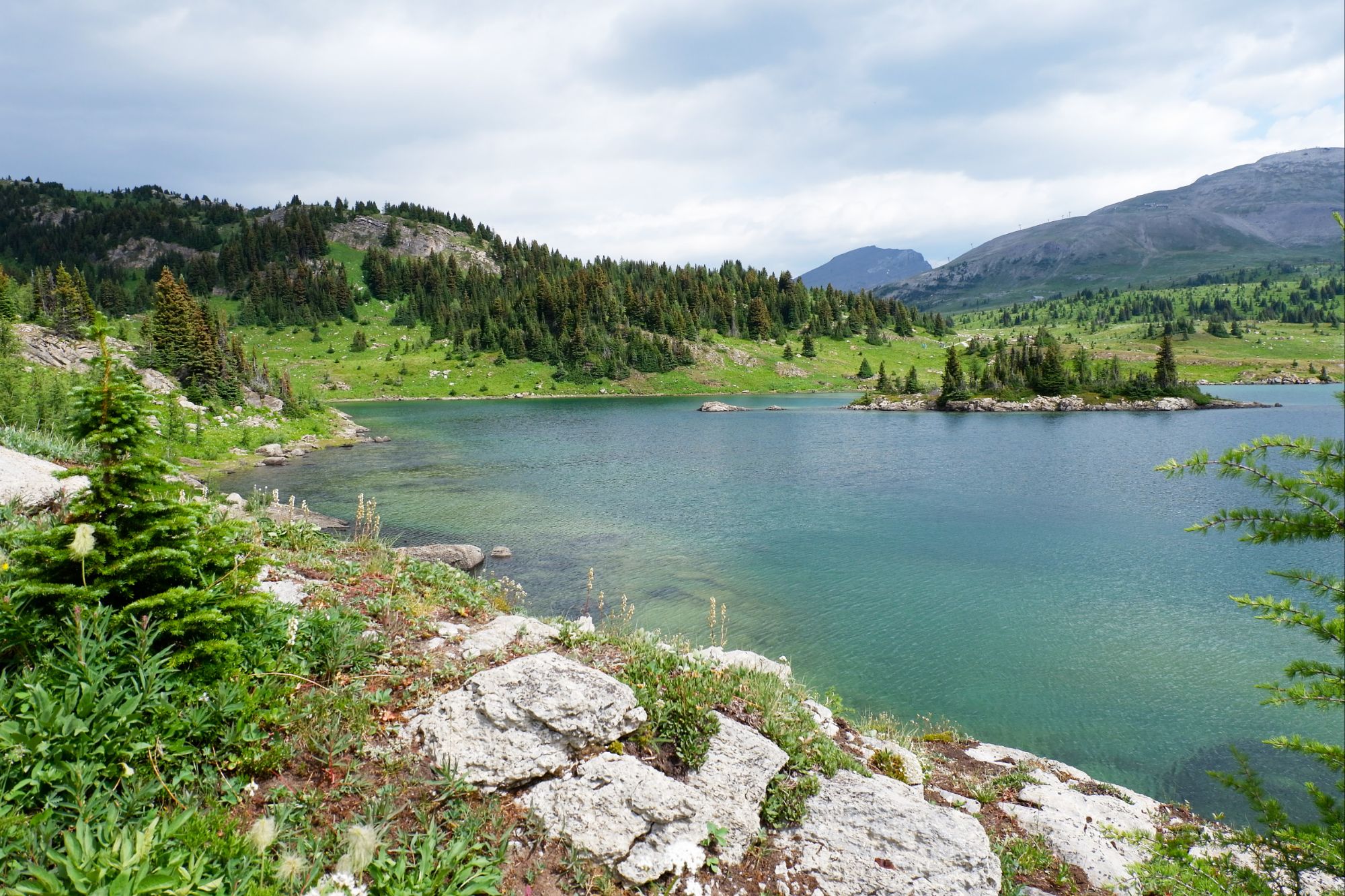  “Fly and Flop” Trips: How to Plan a Truly Relaxing Holiday