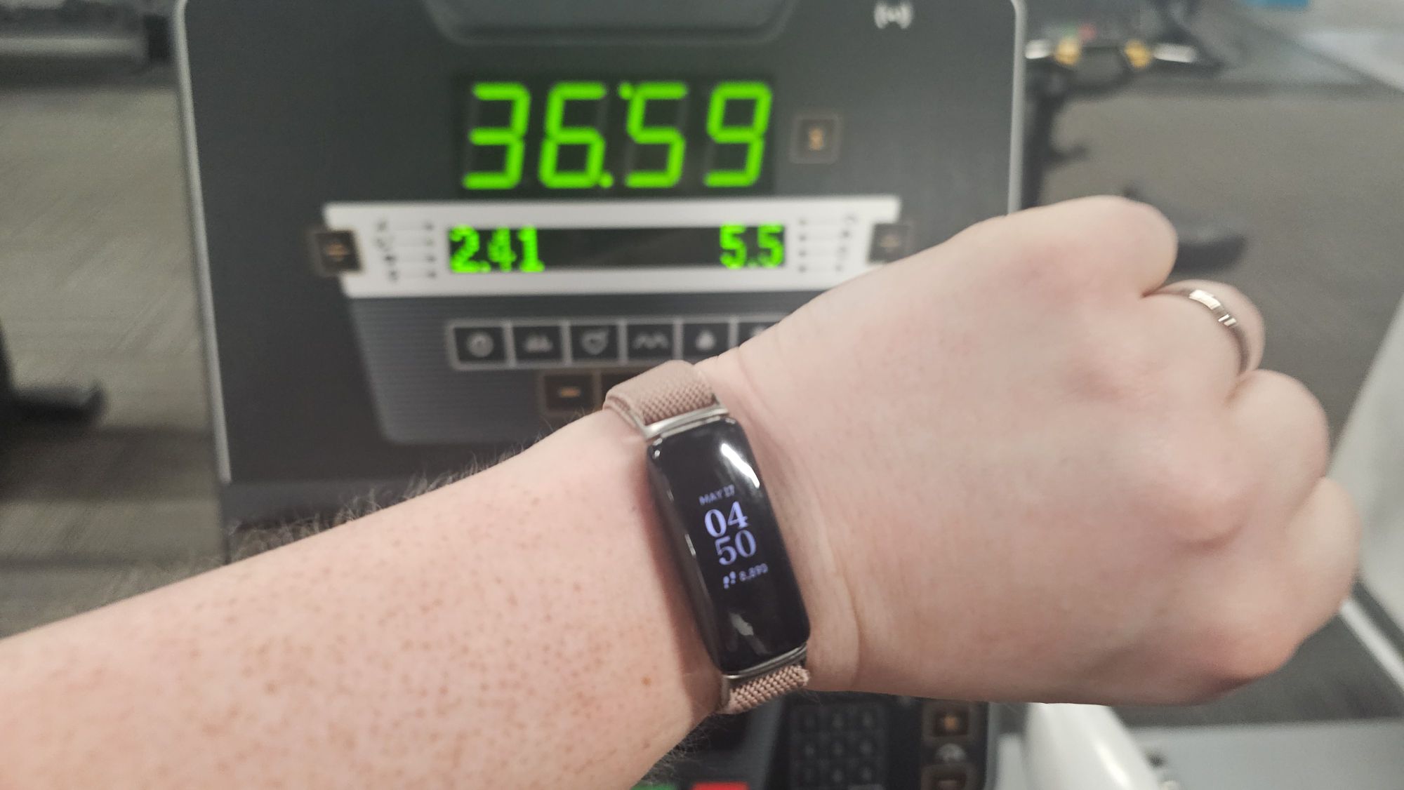 How My Fitness Tracker Helps (and Hurts) My Anxiety When Travelling