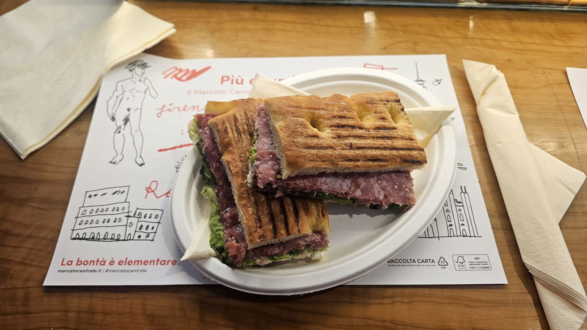 What To Eat In Florence: Schiacciata at the San Lorenzo Market